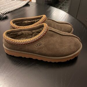 Ugg Tasman slipper